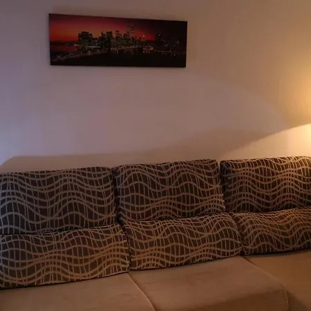 Andrew Apartment